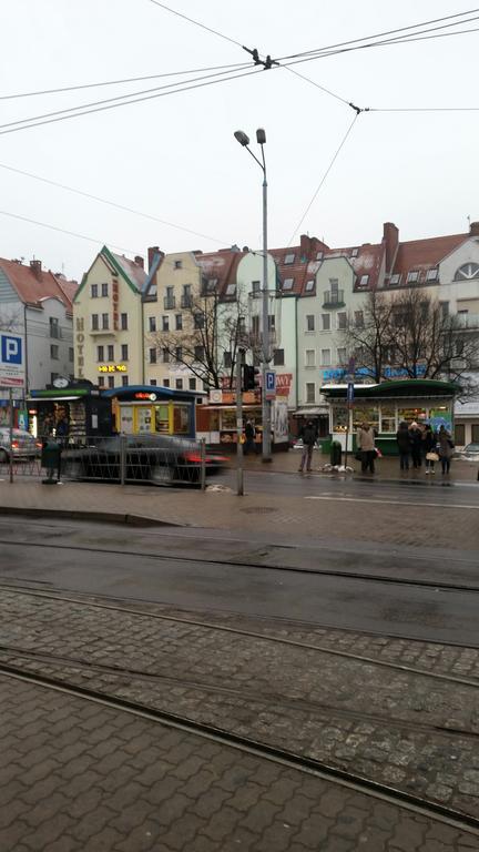 Hotel Restauracja Podzamcze Szczecin Kültér fotó