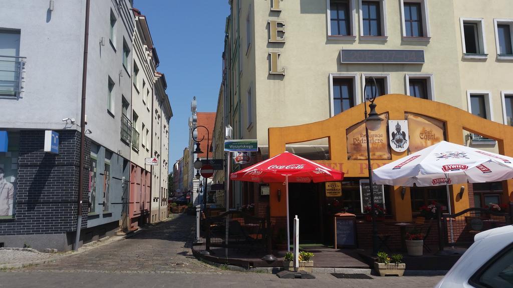 Hotel Restauracja Podzamcze Szczecin Kültér fotó