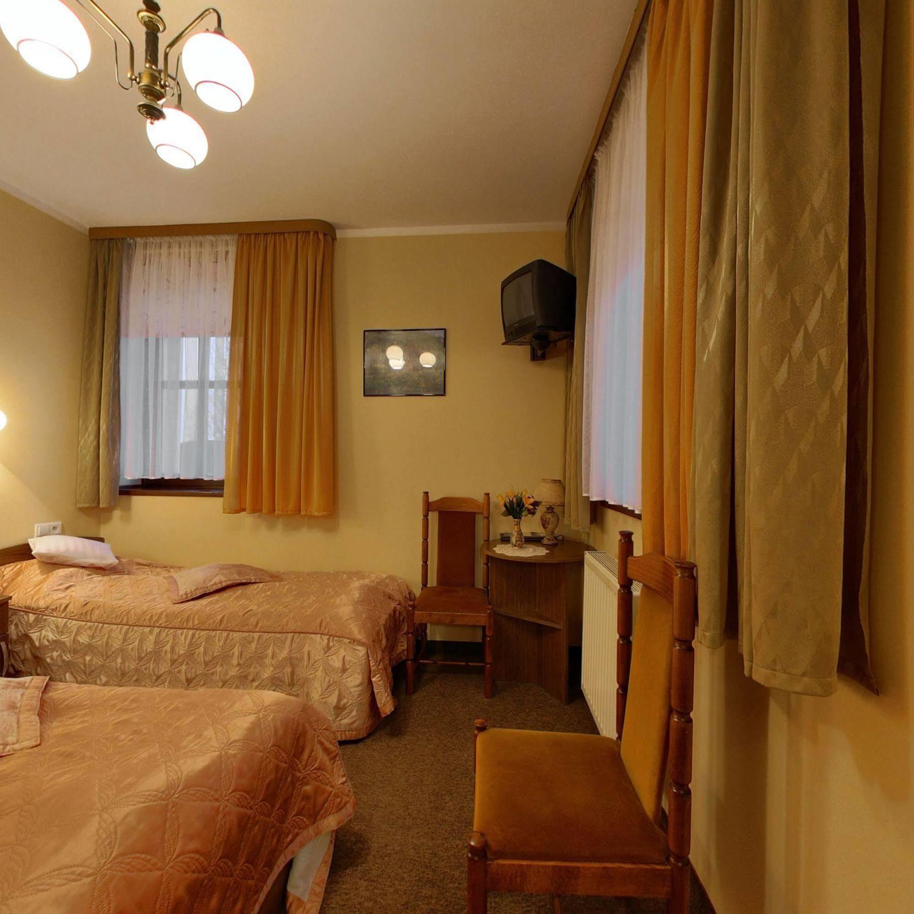Hotel Restauracja Podzamcze Szczecin Kültér fotó