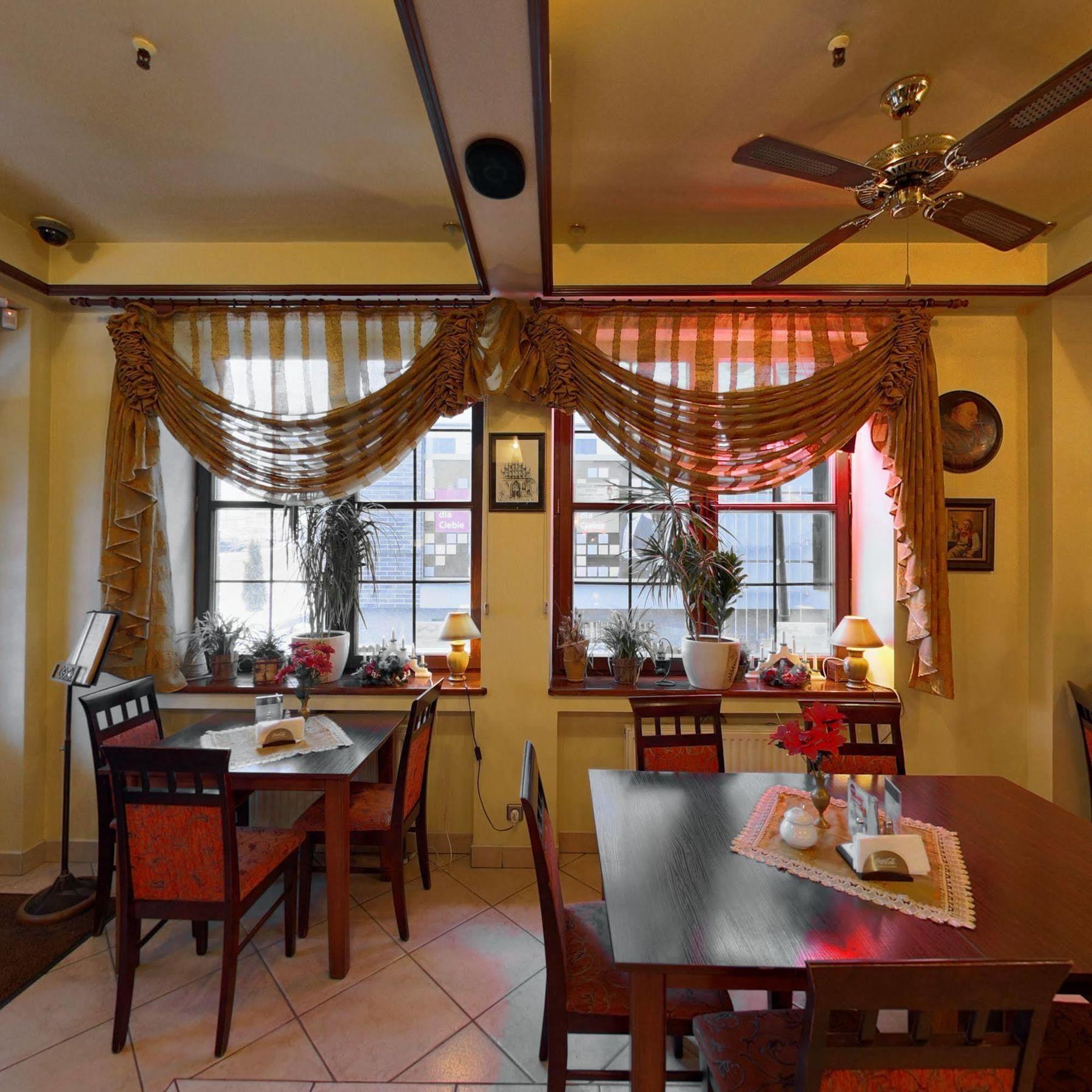 Hotel Restauracja Podzamcze Szczecin Kültér fotó