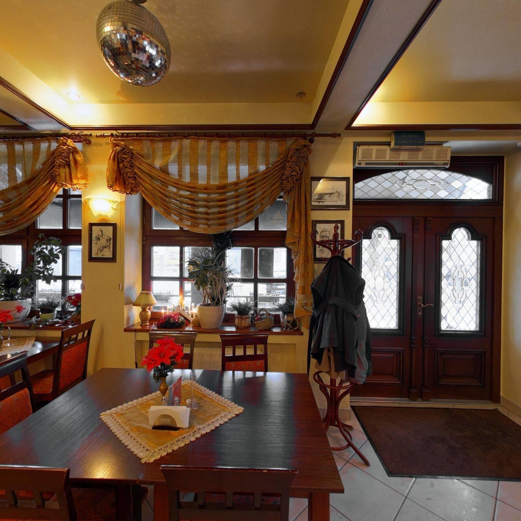 Hotel Restauracja Podzamcze Szczecin Kültér fotó